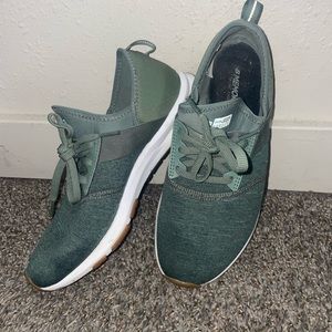 New Balance Nergize Shoes